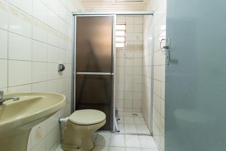 Casa para alugar com 53m², 2 quartos e sem vaga Casa para alugar com 53m², 2 quartos e sem vagaBanheiro
