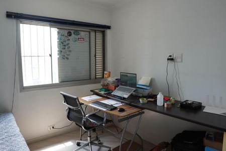 Apartamento à venda com 114m², 4 quartos e 1 vagaQuarto 2