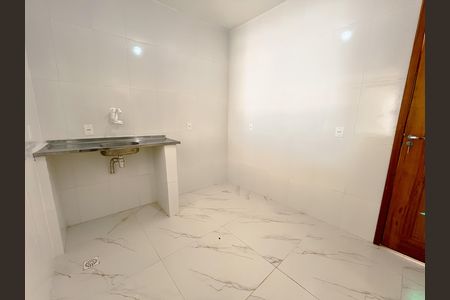 Casa para alugar com 70m², 2 quartos e 1 vagaCozinha