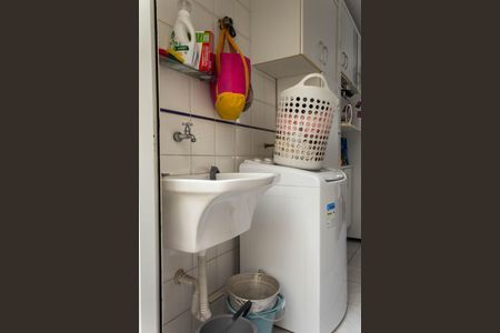 Apartamento à venda com 68m², 2 quartos e 2 vagas Apartamento à venda com 68m², 2 quartos e 2 vagasÁrea de Serviço / Quintal