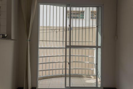 Apartamento à venda com 68m², 2 quartos e 2 vagas Apartamento à venda com 68m², 2 quartos e 2 vagasSala