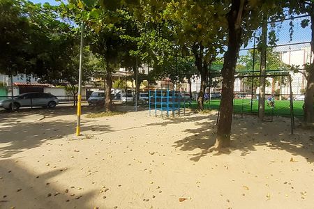 Apartamento à venda com 80m², 2 quartos e 1 vagaÁrea comum - Playground