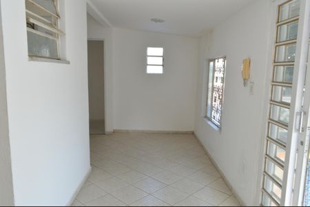 Apartamento à venda com 80m², 2 quartos e 1 vagaÁrea de Serviço