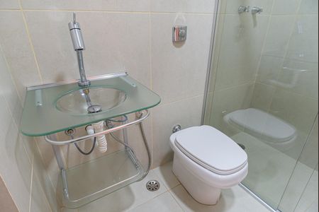 Apartamento à venda com 198m², 4 quartos e 1 vagaBanheiro da Suíte