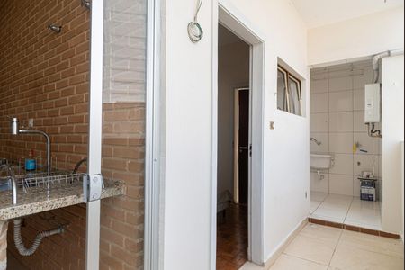 Apartamento à venda com 198m², 4 quartos e 1 vagaÁrea de Serviço - Varanda