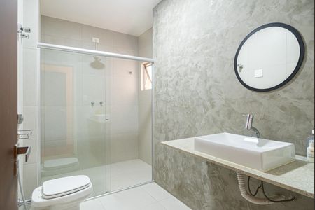 Apartamento à venda com 198m², 4 quartos e 1 vagaBanheiro 2