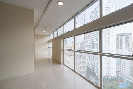 Apartamento à venda com 198m², 4 quartos e 1 vagaVaranda da Sala e dos Quartos 2 e 3