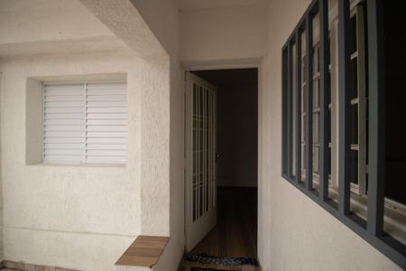 Casa para alugar com 70m², 2 quartos e 1 vagaVaranda