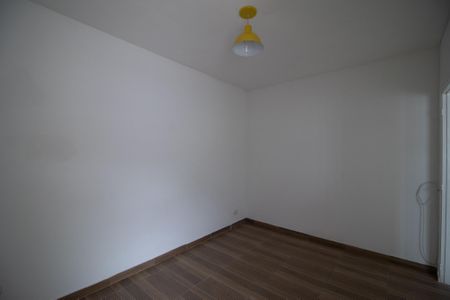 Casa para alugar com 70m², 2 quartos e 1 vagaSala