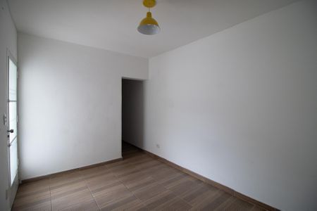 Casa para alugar com 70m², 2 quartos e 1 vagaSala
