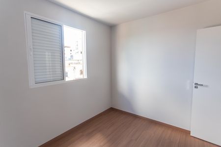 Apartamento à venda com 95m², 3 quartos e 2 vagasQuarto 3