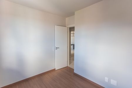 Apartamento à venda com 95m², 3 quartos e 2 vagasQuarto 3