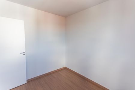 Apartamento à venda com 95m², 3 quartos e 2 vagasQuarto 2