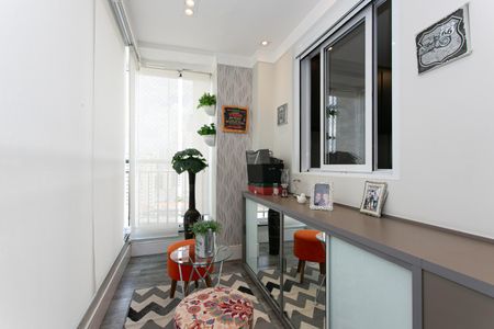 Apartamento à venda com 70m², 3 quartos e 2 vagasVaranda