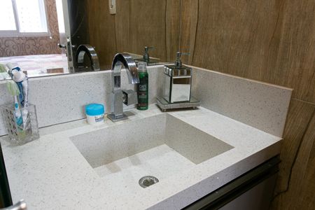 Apartamento à venda com 70m², 3 quartos e 2 vagasBanheiro da Suíte