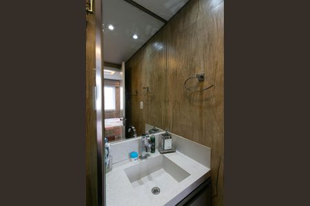 Apartamento à venda com 70m², 3 quartos e 2 vagasBanheiro da Suíte