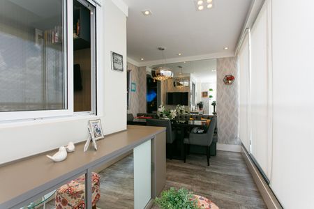 Apartamento à venda com 70m², 3 quartos e 2 vagasVaranda