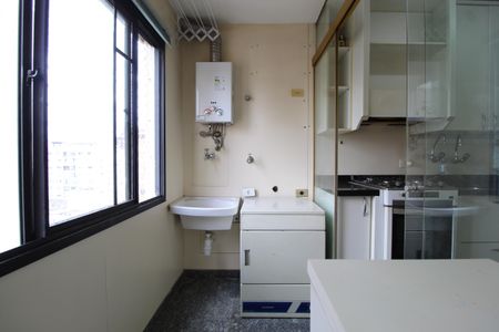 Apartamento para alugar com 95m², 2 quartos e 1 vagaÁrea de Serviço