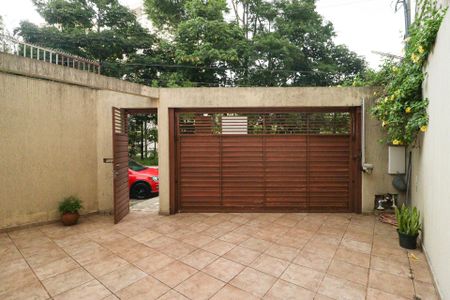 Casa à venda com 103m², 2 quartos e 2 vagasGaragem