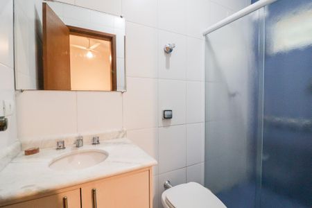 Casa à venda com 103m², 2 quartos e 2 vagasBanheiro da Suíte