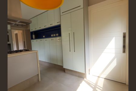 Apartamento à venda com 240m², 2 quartos e 3 vagasCopa