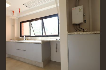 Apartamento à venda com 240m², 2 quartos e 3 vagasÁrea de Serviço