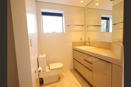 Apartamento à venda com 240m², 2 quartos e 3 vagasBanheiro 1 da Suíte master