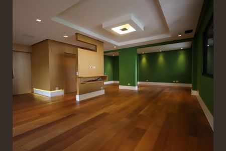 Apartamento à venda com 240m², 2 quartos e 3 vagasSala