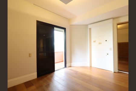 Apartamento à venda com 240m², 2 quartos e 3 vagasSuíte master