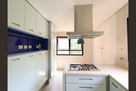 Apartamento à venda com 240m², 2 quartos e 3 vagasCozinha