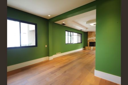 Apartamento à venda com 240m², 2 quartos e 3 vagasSala