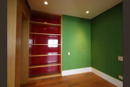 Apartamento à venda com 240m², 2 quartos e 3 vagasSala