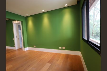 Apartamento à venda com 240m², 2 quartos e 3 vagasSala