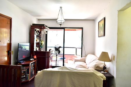 Apartamento à venda com 104m², 3 quartos e 2 vagas Apartamento à venda com 104m², 3 quartos e 2 vagasSala