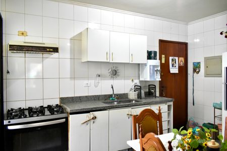 Apartamento à venda com 104m², 3 quartos e 2 vagas Apartamento à venda com 104m², 3 quartos e 2 vagasCozinha