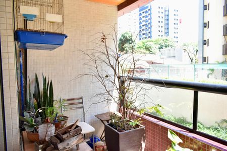 Apartamento à venda com 104m², 3 quartos e 2 vagas Apartamento à venda com 104m², 3 quartos e 2 vagasSacada