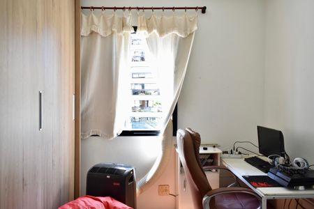 Apartamento à venda com 104m², 3 quartos e 2 vagas Apartamento à venda com 104m², 3 quartos e 2 vagasQuarto 1