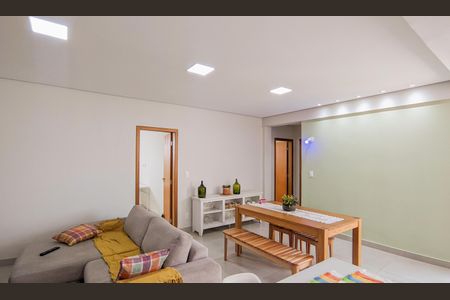 Apartamento à venda com 136m², 3 quartos e sem vagaSala