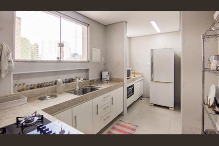 Apartamento à venda com 136m², 3 quartos e sem vagaCozinha