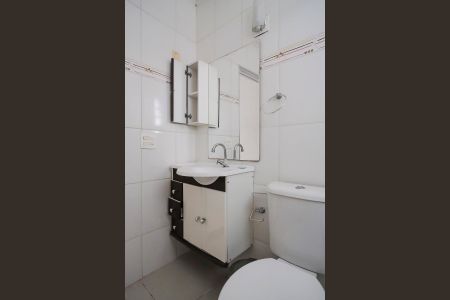 Casa à venda com 572m², 6 quartos e 3 vagasBanheiro da suíte 2