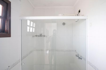 Casa à venda com 572m², 6 quartos e 3 vagasBanheiro da suíte 1