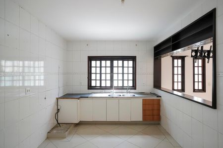 Casa à venda com 572m², 6 quartos e 3 vagasCozinha