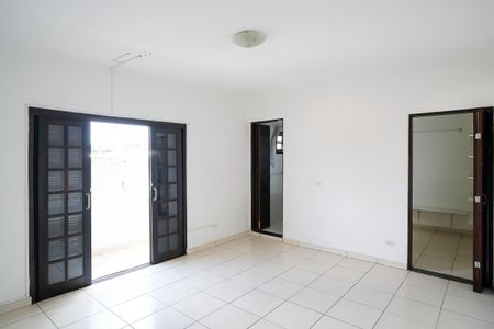 Casa à venda com 572m², 6 quartos e 3 vagasSuíte 1