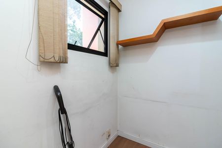 Apartamento para alugar com 124m², 3 quartos e 3 vagas Apartamento para alugar com 124m², 3 quartos e 3 vagasQuarto de Serviço