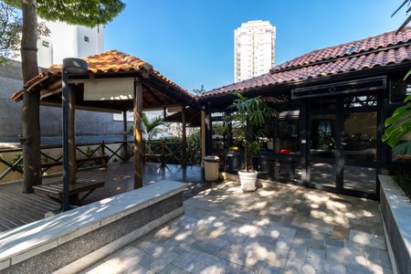 Apartamento para alugar com 124m², 3 quartos e 3 vagas Apartamento para alugar com 124m², 3 quartos e 3 vagasÁrea comum - Churrasqueira