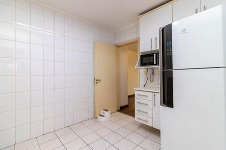 Apartamento para alugar com 124m², 3 quartos e 3 vagas Apartamento para alugar com 124m², 3 quartos e 3 vagasCozinha