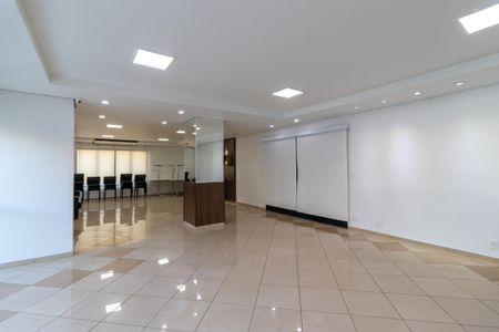 Apartamento para alugar com 124m², 3 quartos e 3 vagas Apartamento para alugar com 124m², 3 quartos e 3 vagasÁrea comum - Salão de festas