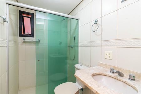 Apartamento para alugar com 124m², 3 quartos e 3 vagas Apartamento para alugar com 124m², 3 quartos e 3 vagasBanheiro da Suíte 2