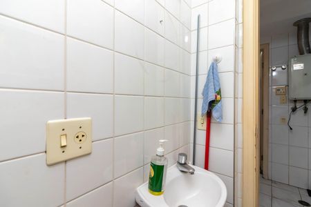 Apartamento para alugar com 124m², 3 quartos e 3 vagas Apartamento para alugar com 124m², 3 quartos e 3 vagasBanheiro de Serviço