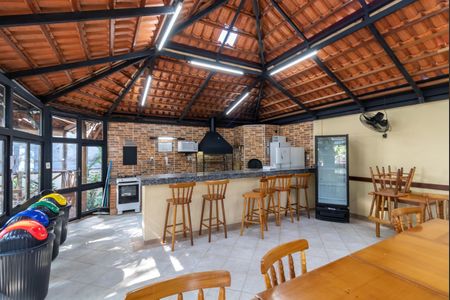 Apartamento para alugar com 124m², 3 quartos e 3 vagas Apartamento para alugar com 124m², 3 quartos e 3 vagasÁrea comum - Churrasqueira